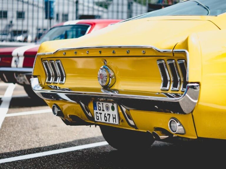 Uniting Car Enthusiasts: The Vibrant World of Family-Oriented Ford Mustang Car Clubs